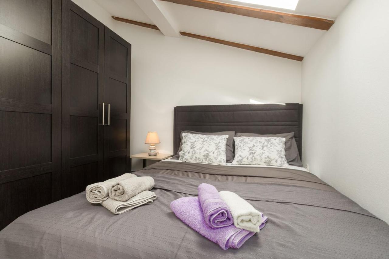 Rovinj Apartments Eksteriør billede